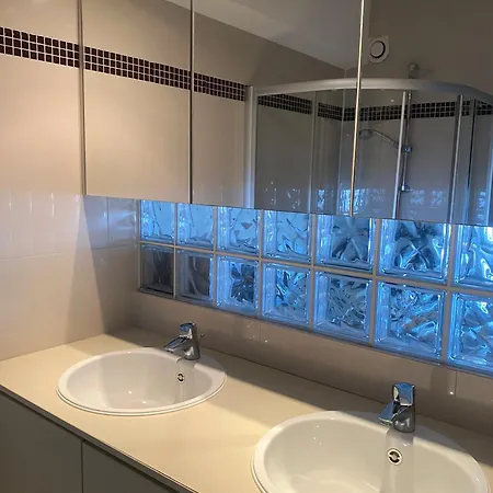 公寓 Bel Air - Comfortable With A Beautiful Sea View T70